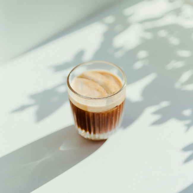Tache de café: comment s’en débarrasser ?