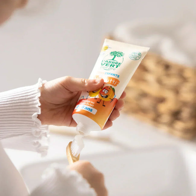 L’UFSBD recommande nos dentifrices enfants : arôme tutti frutti et à la fraise !