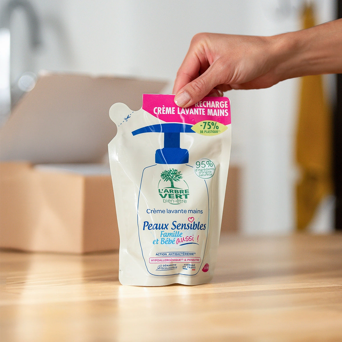 Recharge crème lavante mains Peaux sensibles 300 mL
