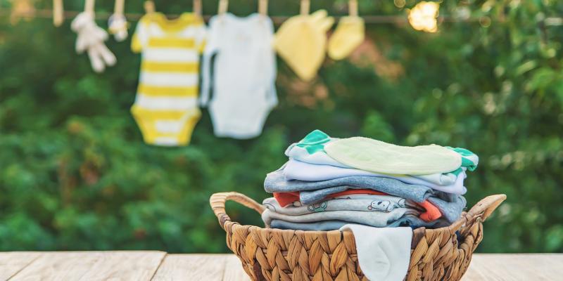  Comment laver les vêtements de bébé ? 
