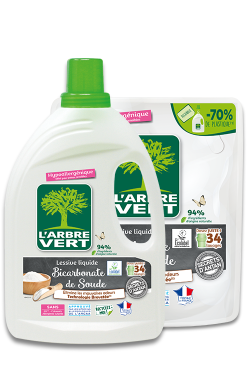 L' ARBRE VERT #grainederespect - Le liquide vaisselle mains de L' ARBRE VERT  #grainederespect Amande Douce et Fleurs d'Abricotier 🌸 dissout la graisse,  sans dissoudre ses mains. Avec sa formule à base